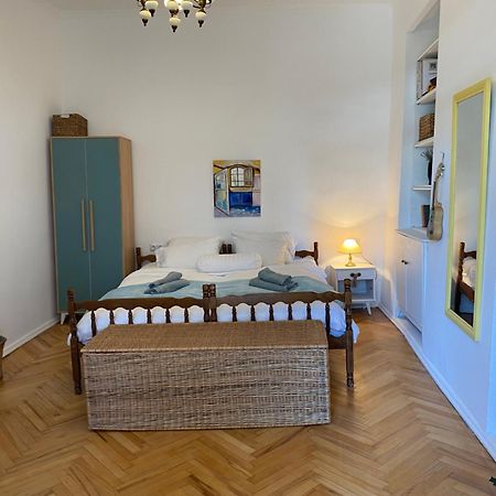 Old Tbilisi City Center, Two - Room Apartment Eksteriør billede