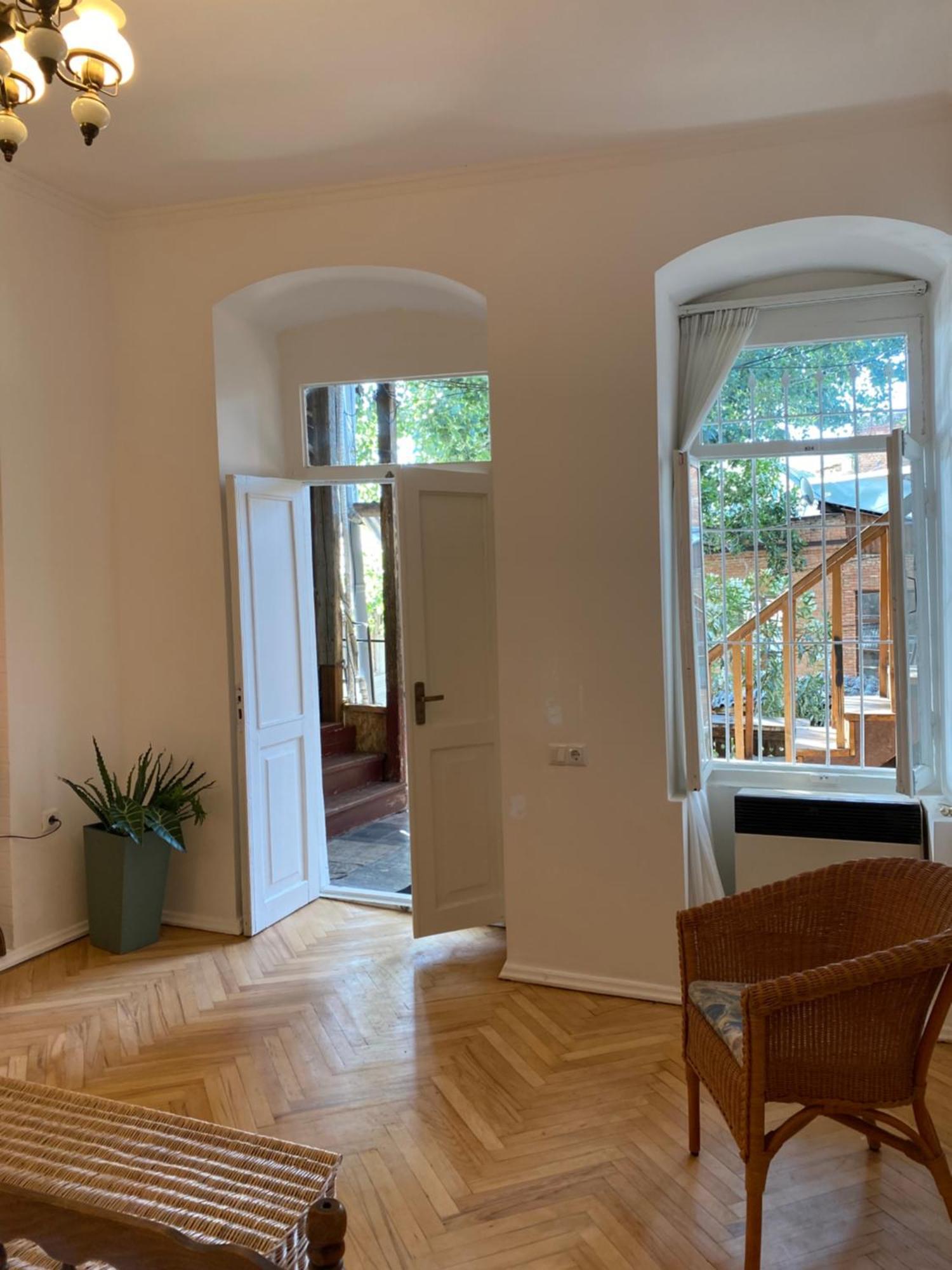 Old Tbilisi City Center, Two - Room Apartment Eksteriør billede